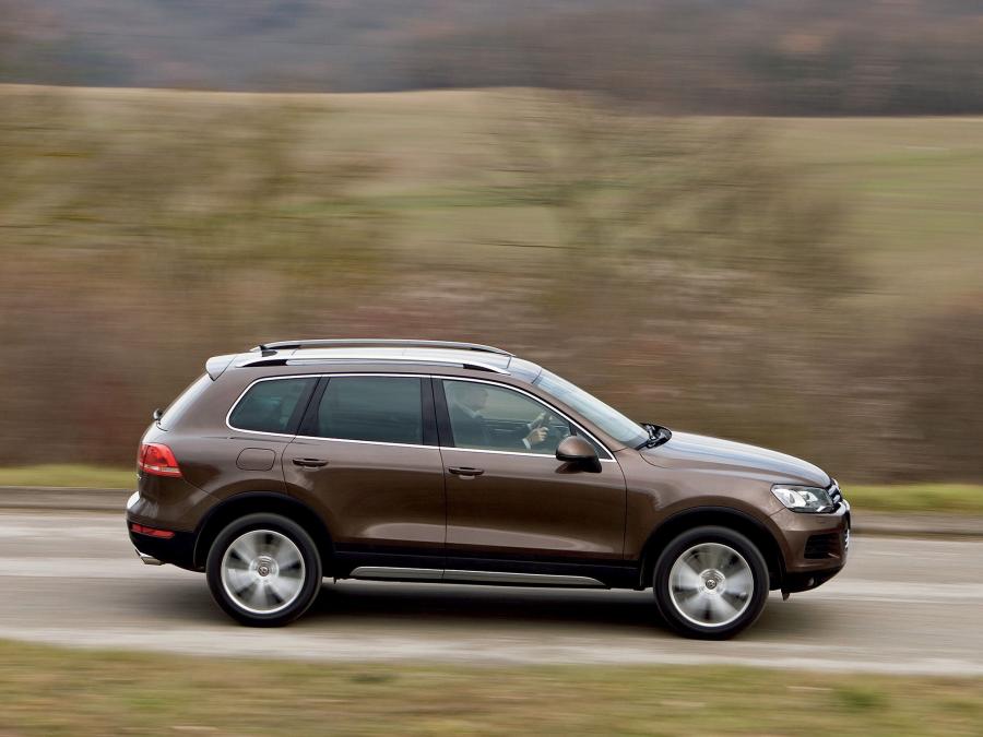  Volkswagen Touareg V8 TDi 2010 года  (фото 7 из 18)